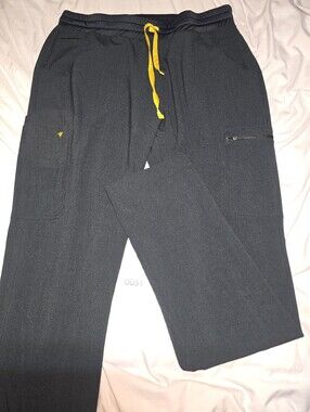 Poppy Scrubs "The Pfeiffer" Slim-Fit Pants - Size Large Tall
